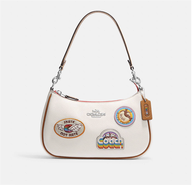 Túi Coach Teri Shoulder Bag With Patches DS White - 24x15x7cm