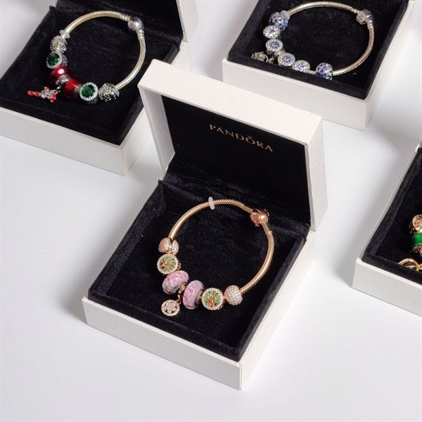 Vòng tay - Pandora with charms 08 DS Rose gold