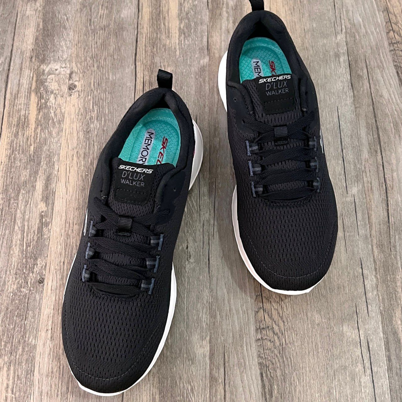 Giày Thể Thao Skechers cột dây HN Đen