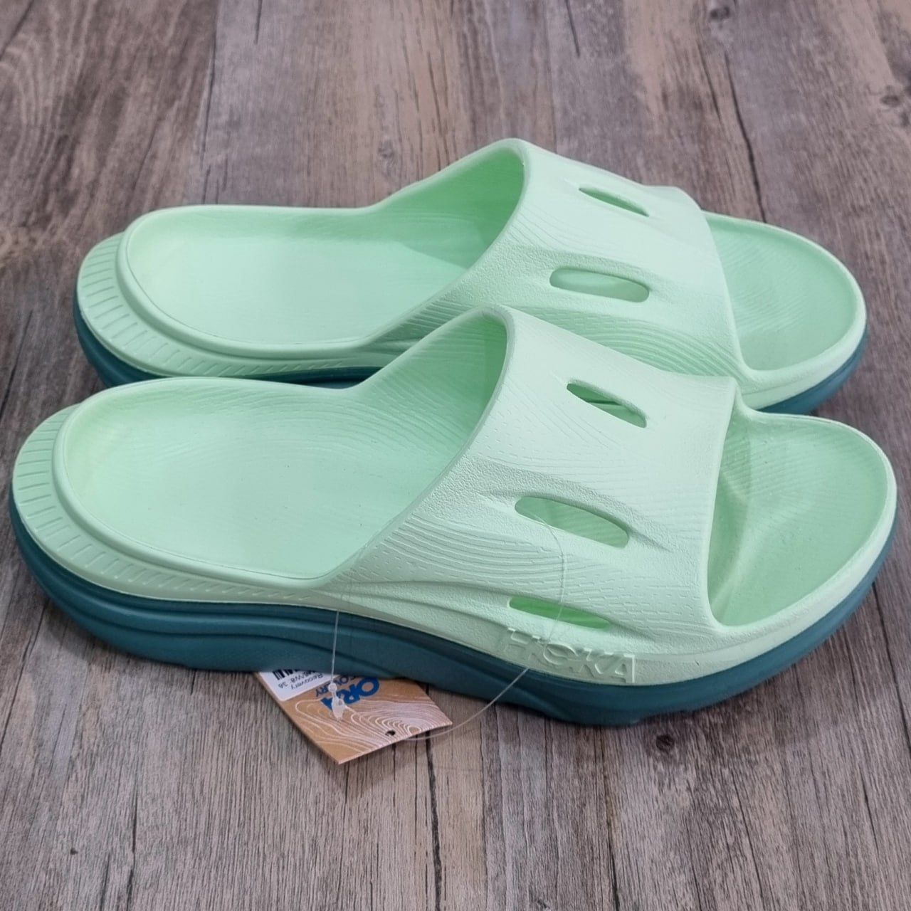 Dép Hoka Ora Recovery Slide 3 HN Xanh