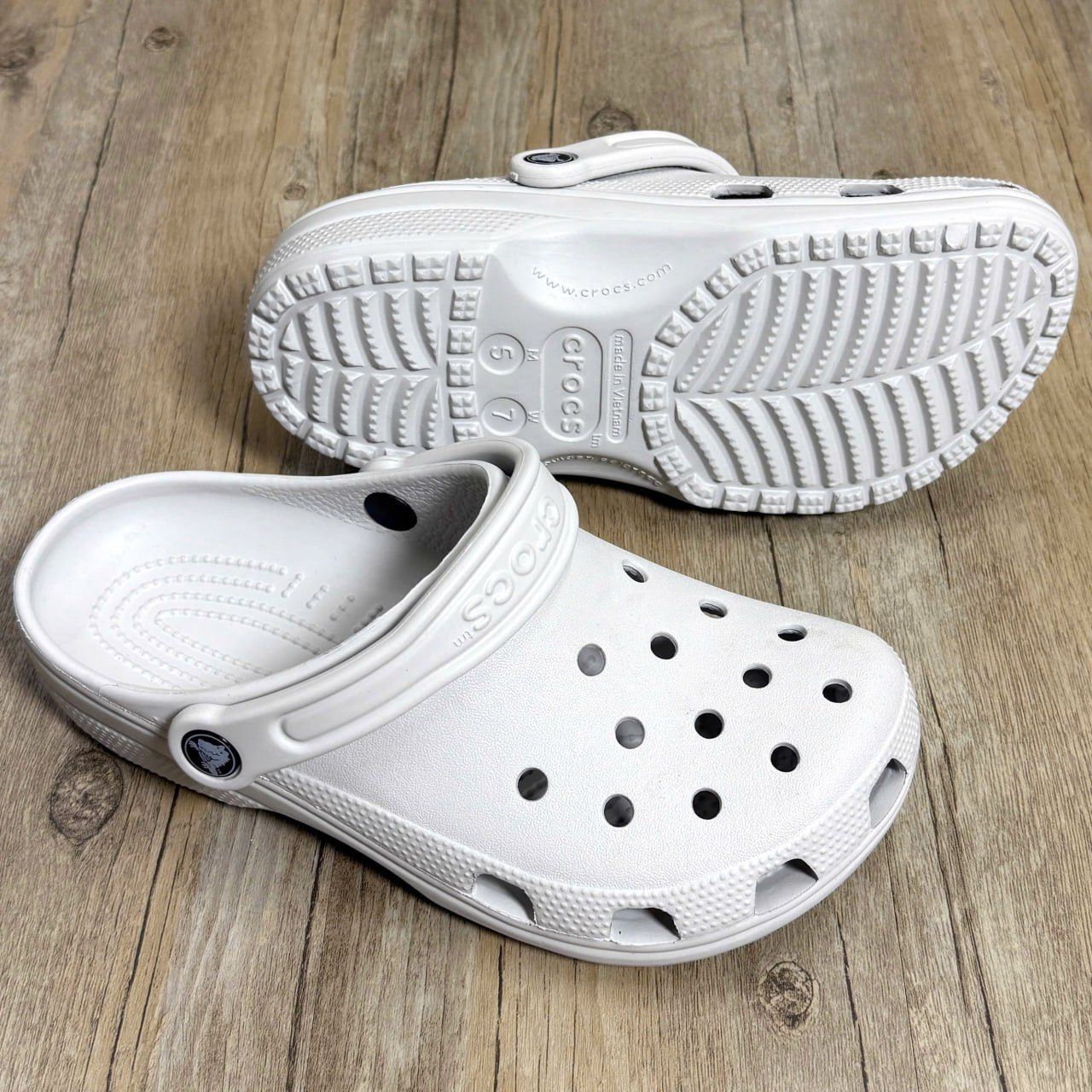 Dép Crocs Classic Clog HN Grey