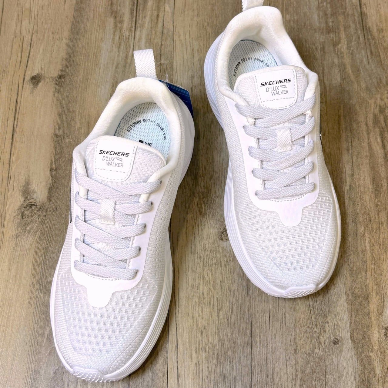 Giày Skechers D'Lux Walker 988-23A MV2 White