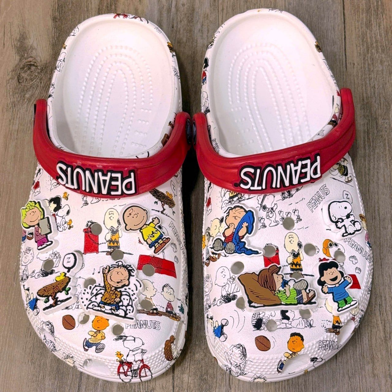 Dép Crocs Kid Clog Peanuts HN White