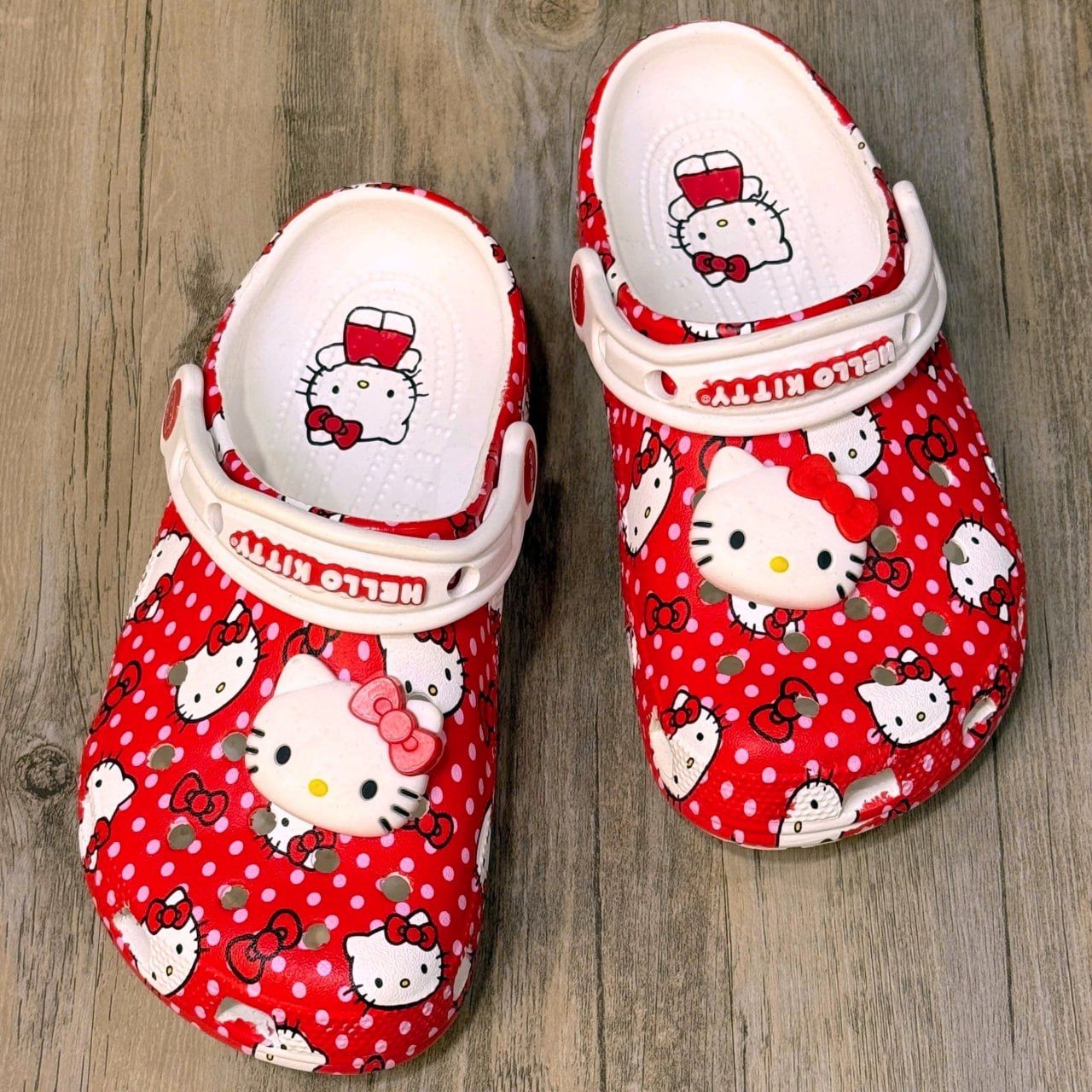 Dép Crocs Kid Clog Hello Kitty HN Red
