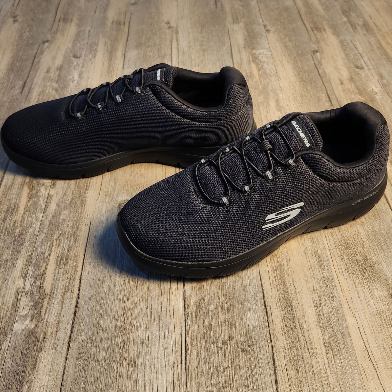 Giày Thể Thao Nam Skechers cột dây HN Đen