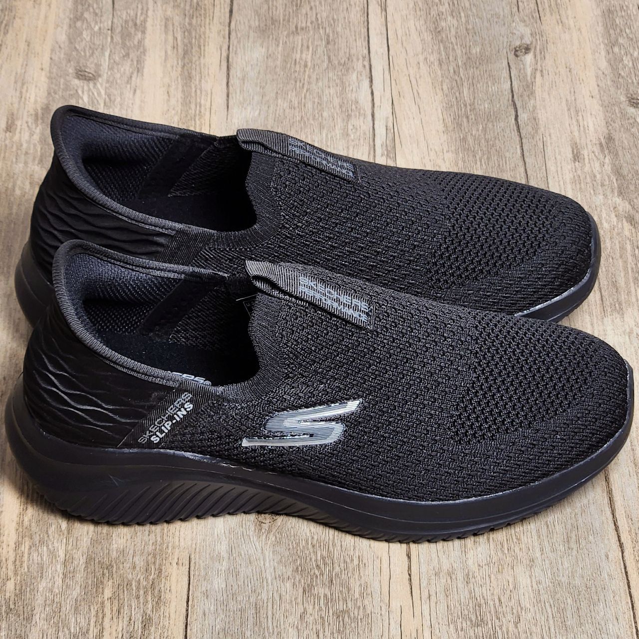 Giày Thể Thao Skechers Slip-Ins 8006 HN All Black