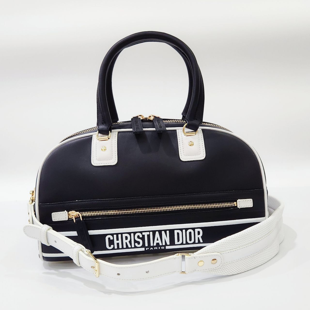 Túi Dior Vibe Zip Bowling HD Đen trắng
