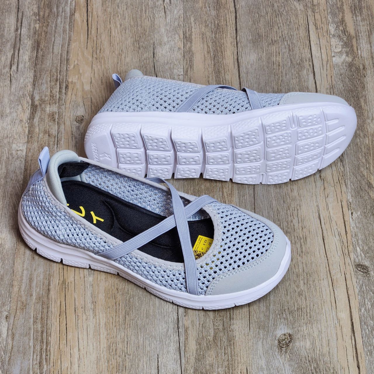 Giày Nhật Kirei breathable walk straps V2 HD Xám