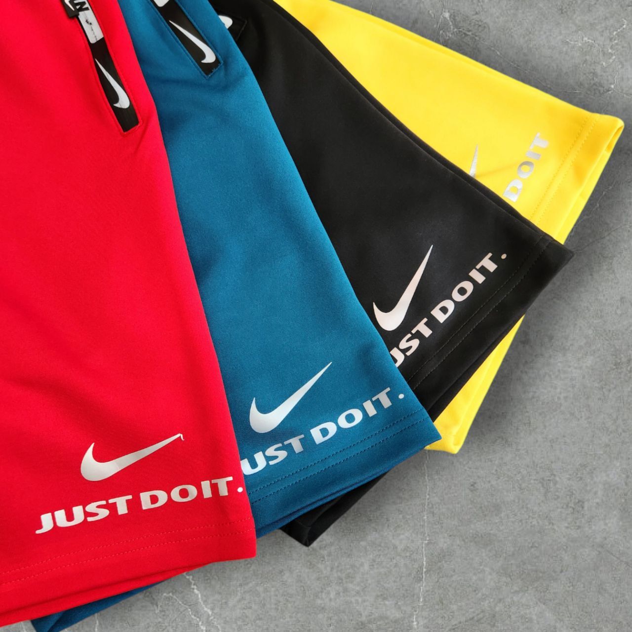 Quần Nike Unisex Sporty PA Xanh