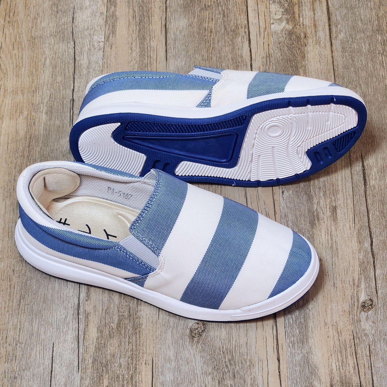 Giày Nhật Kirei walk canvas sọc KH Xanh Trắng