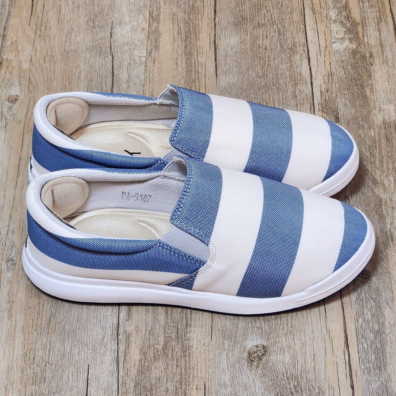Giày Nhật Kirei walk canvas sọc KH Xanh Trắng