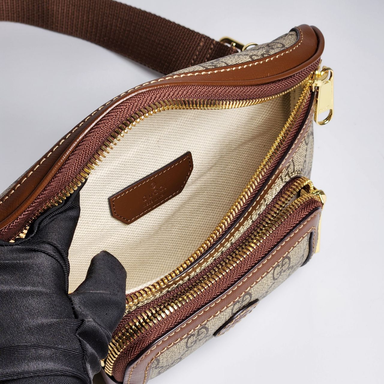 Túi đeo chéo - Gucci Belt Bag with Interlocking G DS Nâu