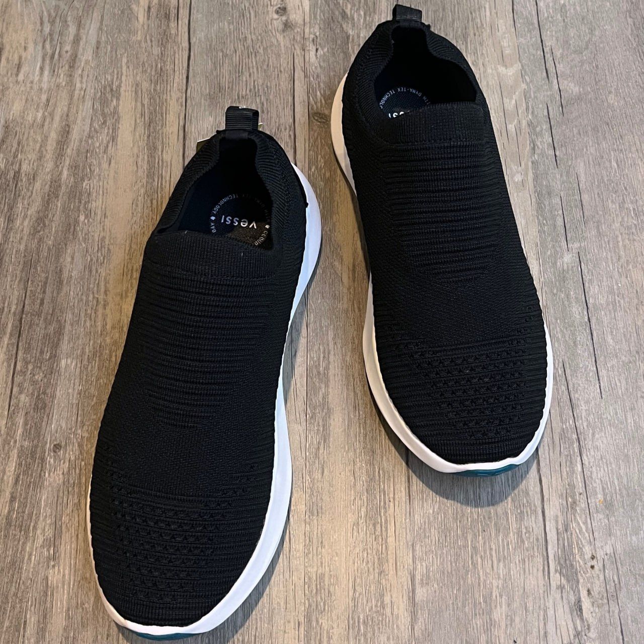 Giày Vessi Waterpoof Slip-Ons DP Onyx Black
