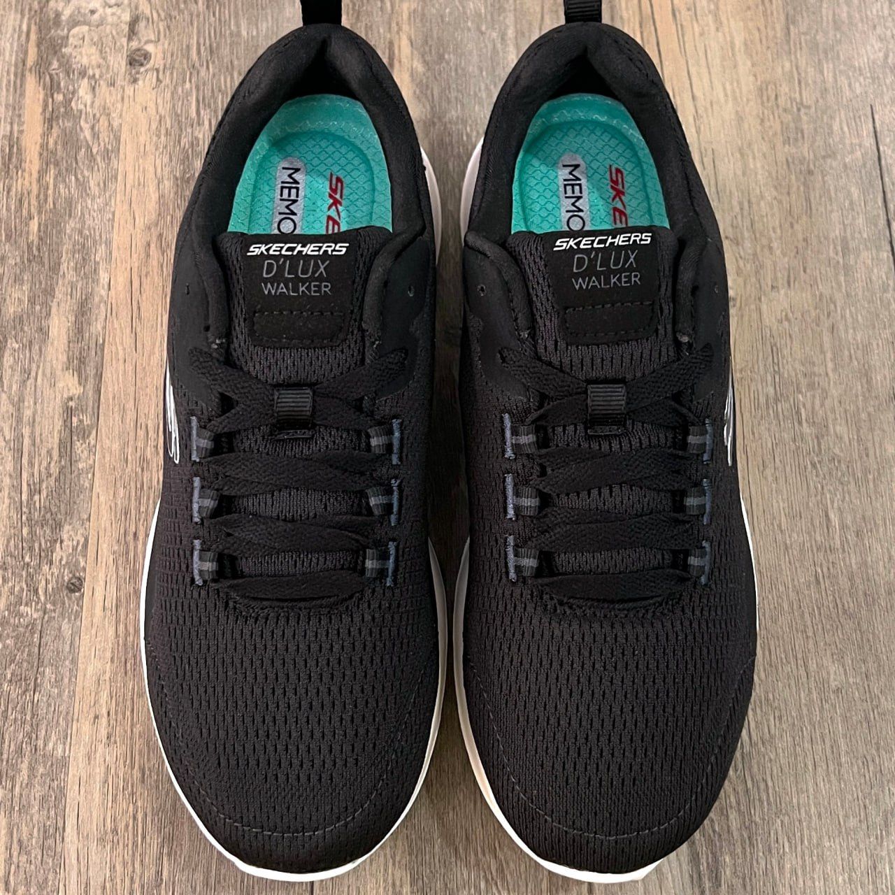 Giày Thể Thao Skechers cột dây HN Đen