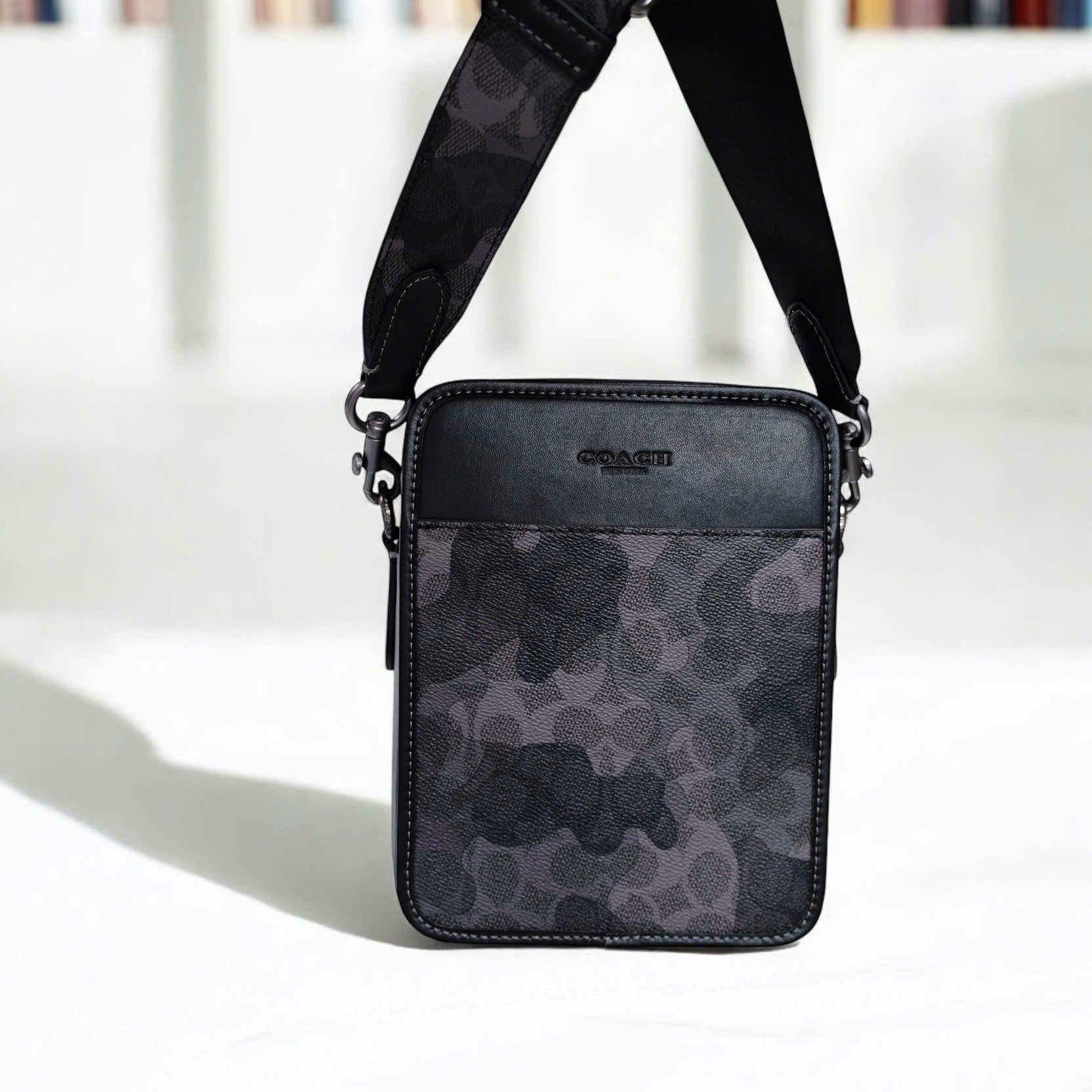 Túi Coach Sullivan Crossbody In Signature Camo Print DS Black