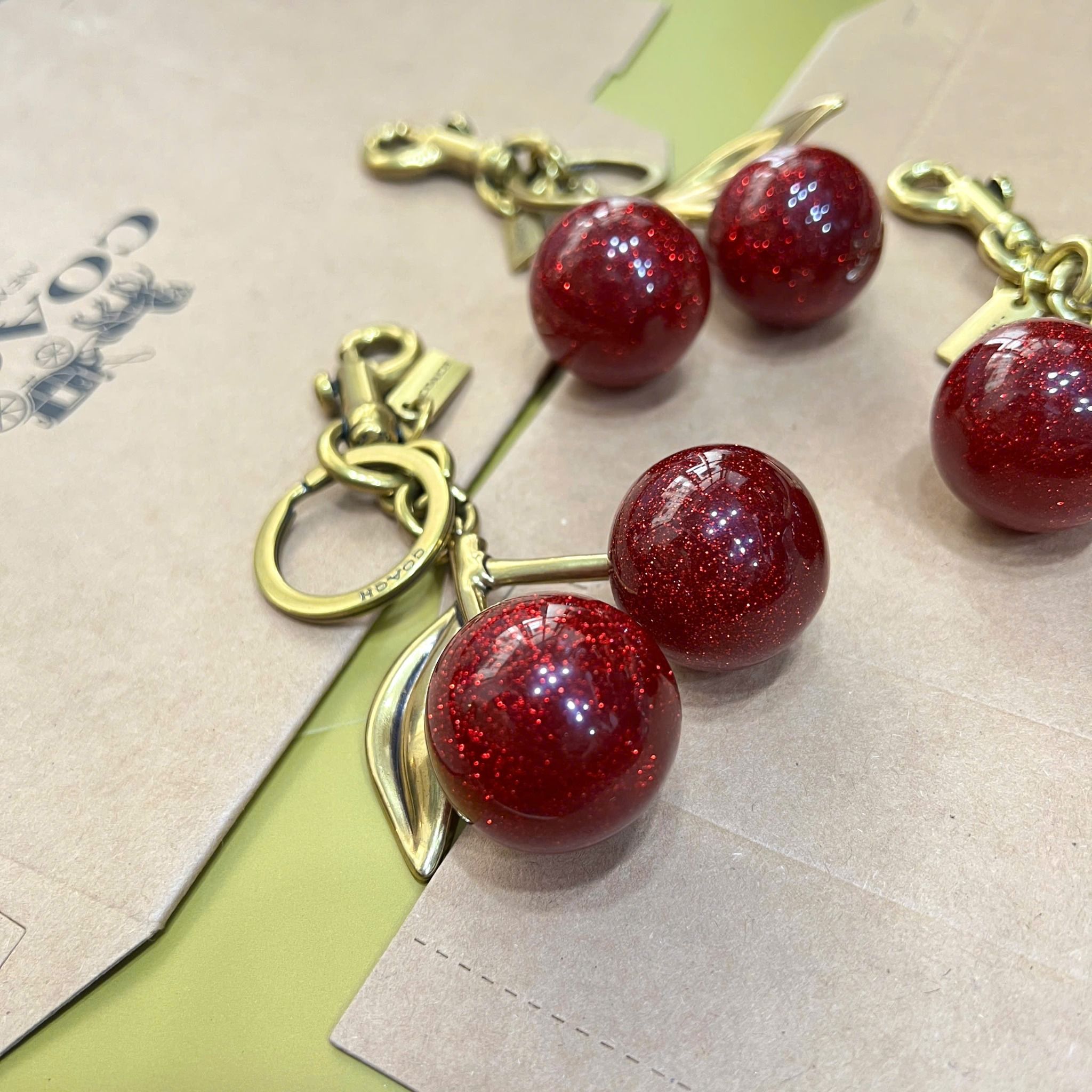 Phụ kiện Charm Cherry Bag DS Red - Freesize