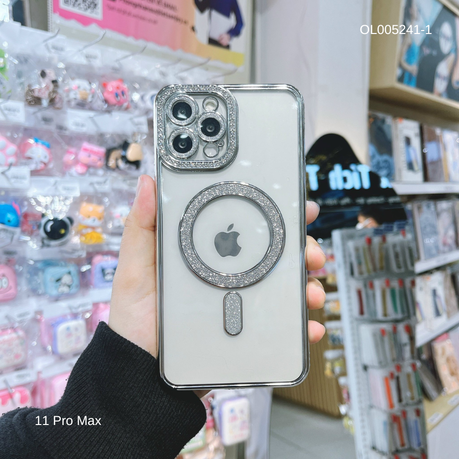 ** Ốp IP 11 Pro Max dẻo trong Magsafe đính đá viền xi