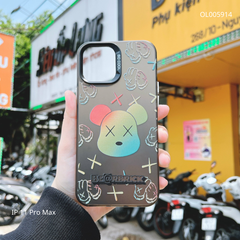 Ốp IP 11 Pro Max nhám bạc in Be@rbrick