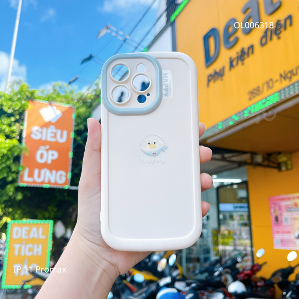 ** Ốp IP 11 Pro Max dẻo in Vịt nhỏ Lucky màu kem