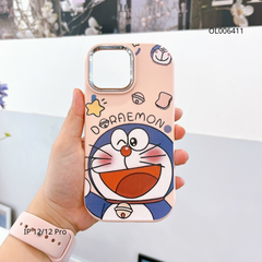 ** Ốp IP 12/12 Pro Silicon in Doraemon nền Hồng