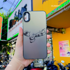 Ốp IP Xs Max nhám bạc in 4 Panda cute nút bạc