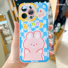 Ốp IP 13 Pro Thỏ Bunny nền caro in camera