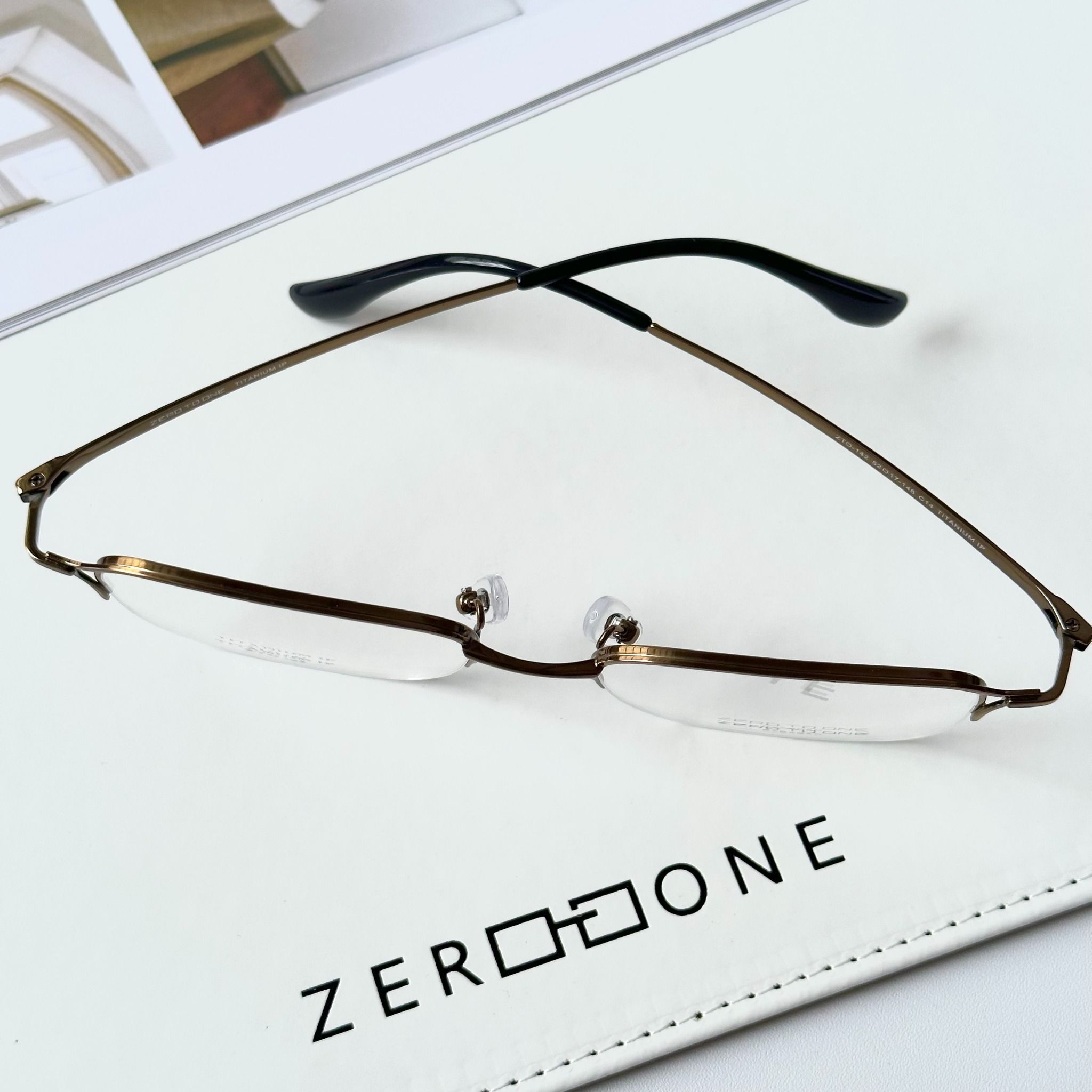 Gọng kính Titanium Nửa khung cước Nam Nữ Unisex SGNew Zto142