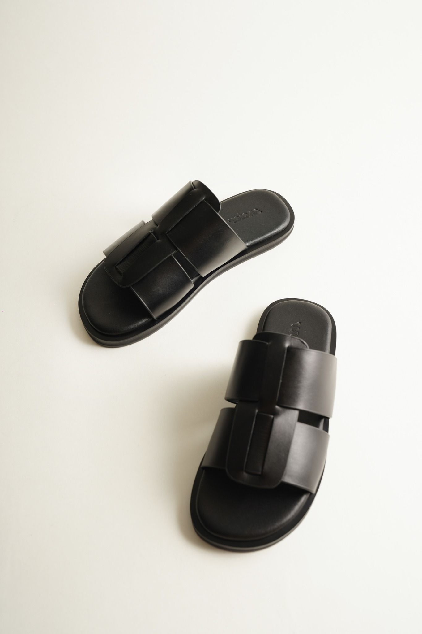 RÁ SANDALS