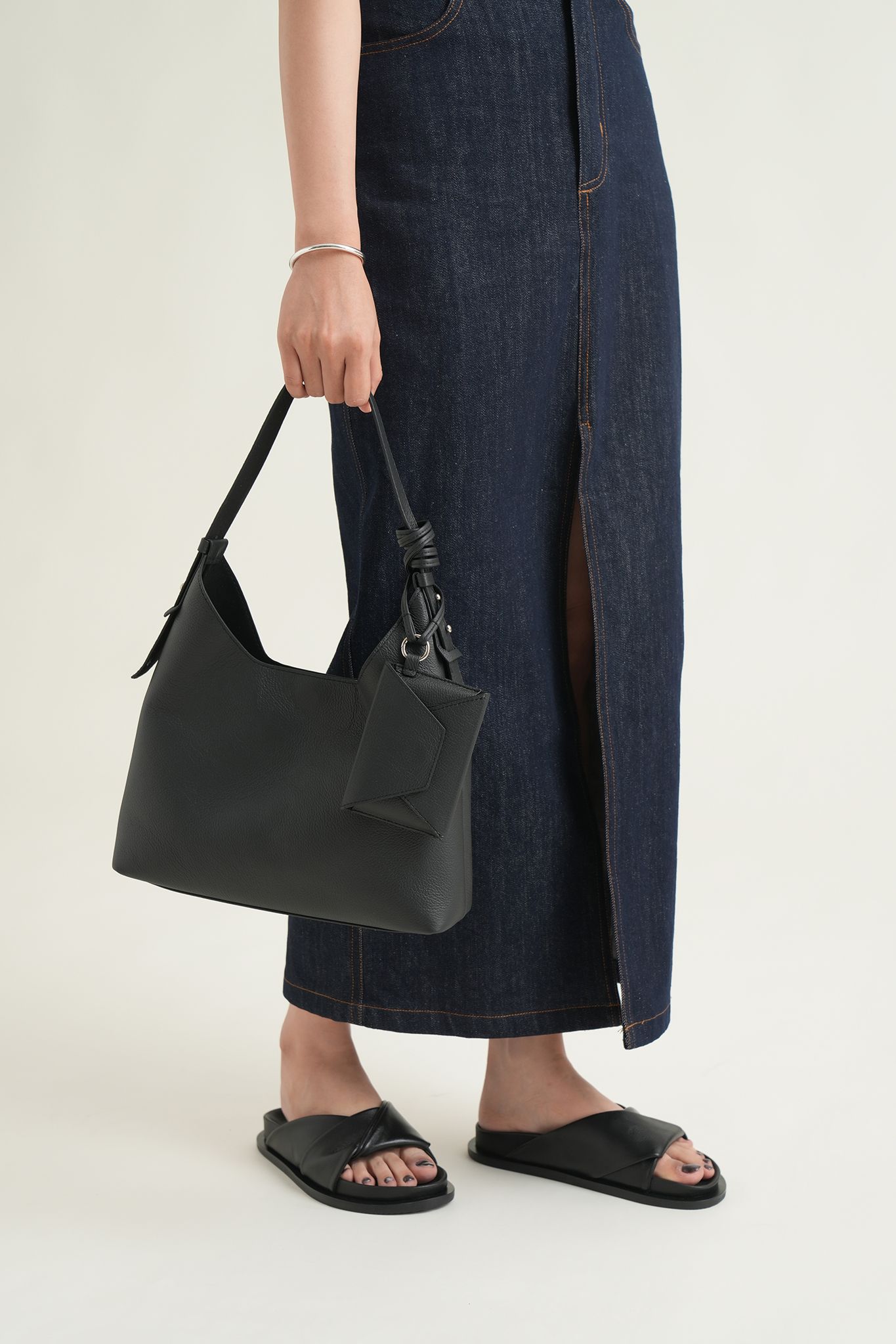 SMALL HOBO BAG