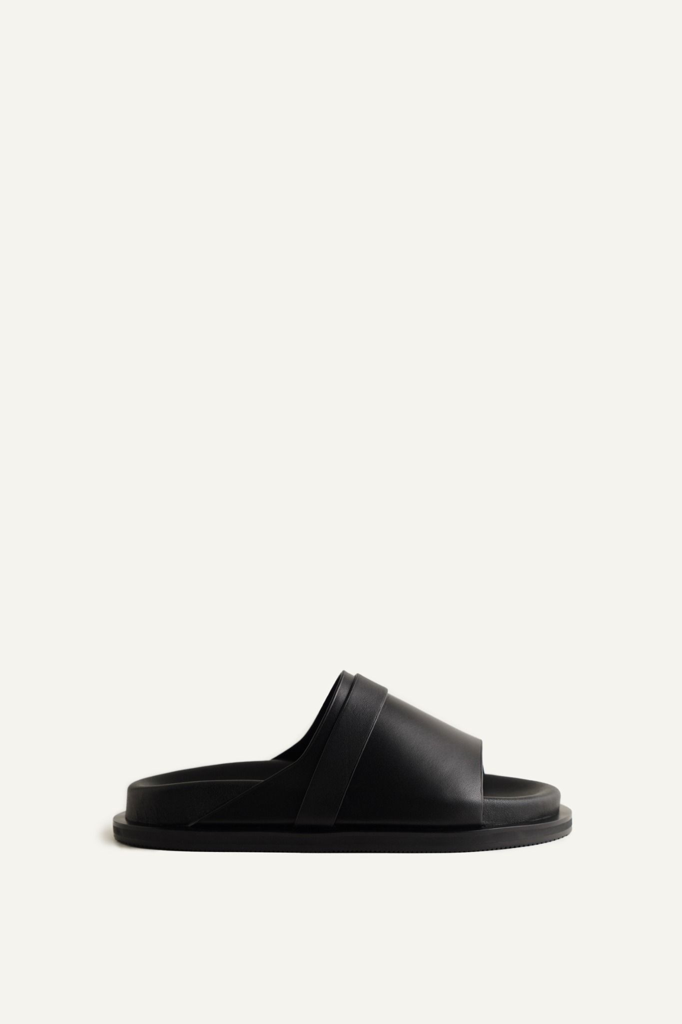 BUN SANDALS