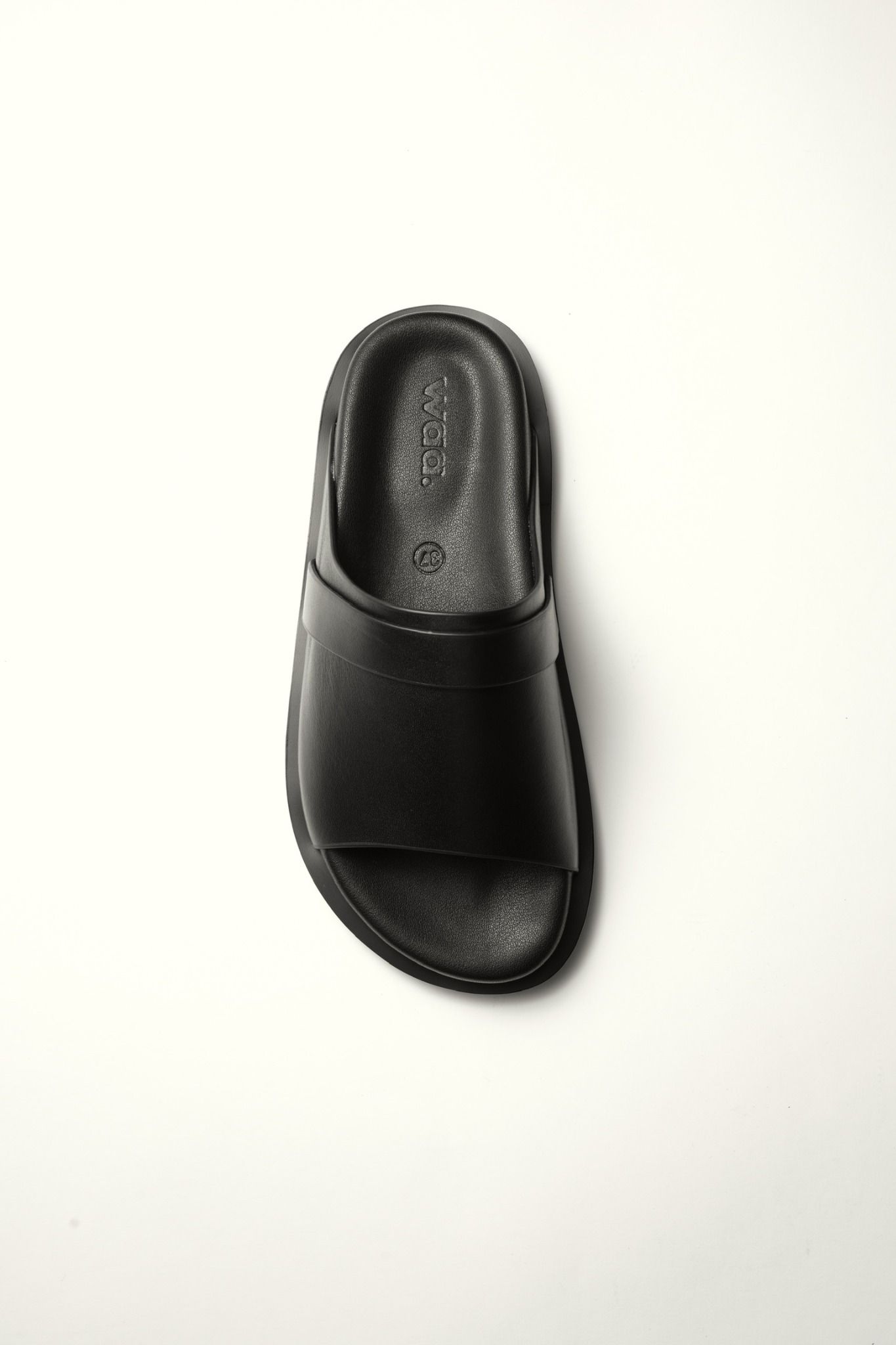 BUN SANDALS