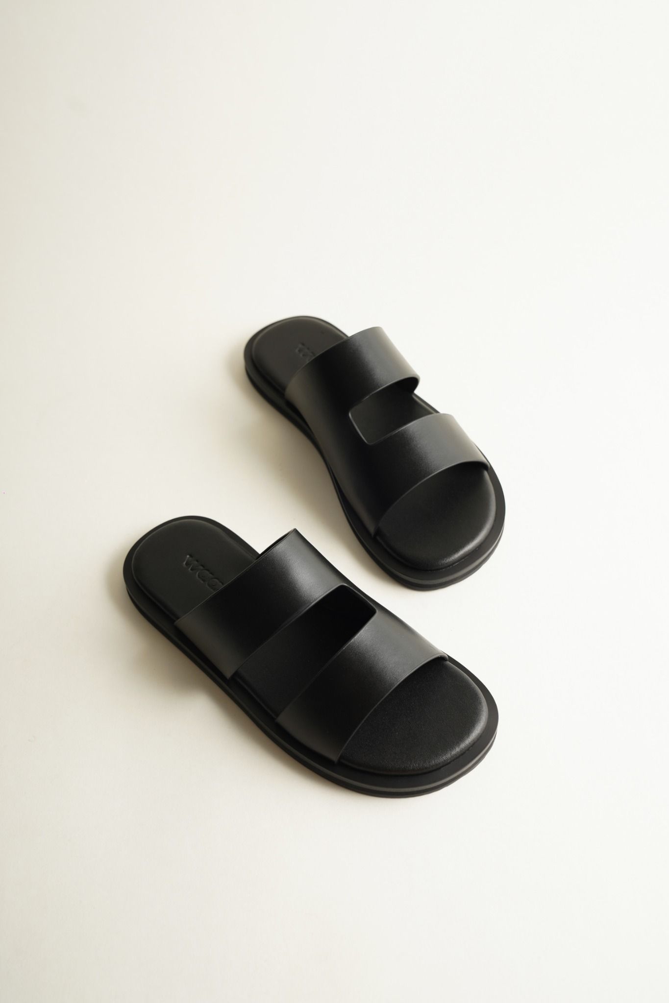 CÊ SANDALS