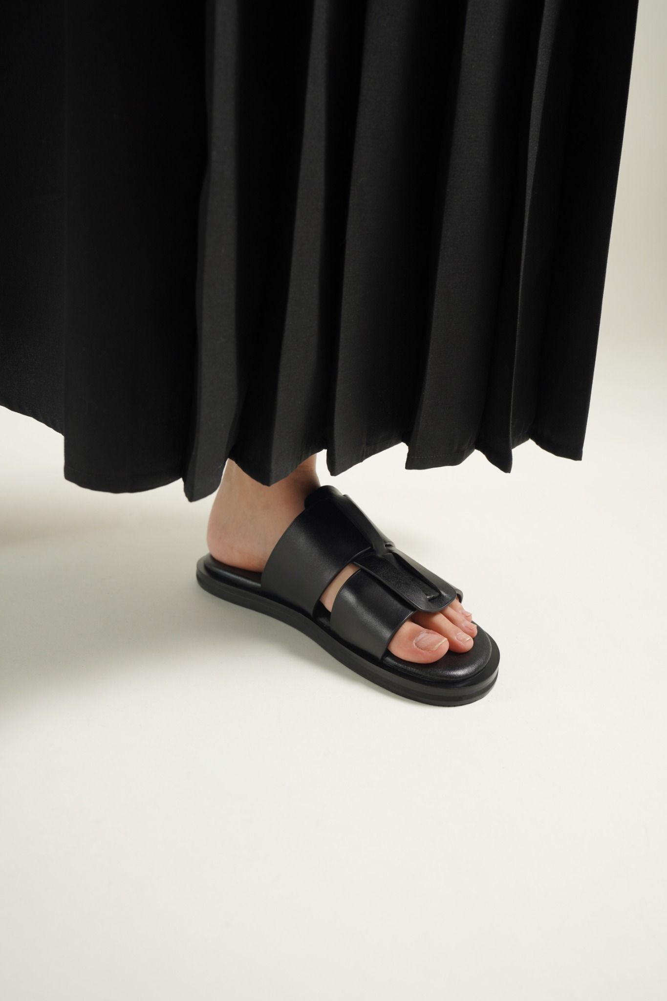 RÁ SANDALS