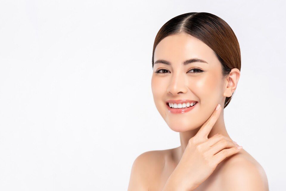 Sử dụng chất làm đầy (dermal fillers)