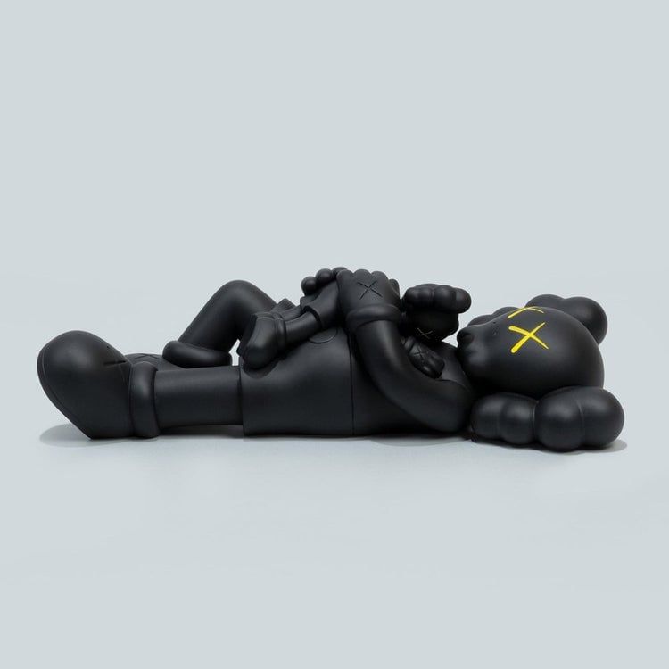 Kaws Holiday Singapore Đồ Chơi Mô Hình Cao Cấp