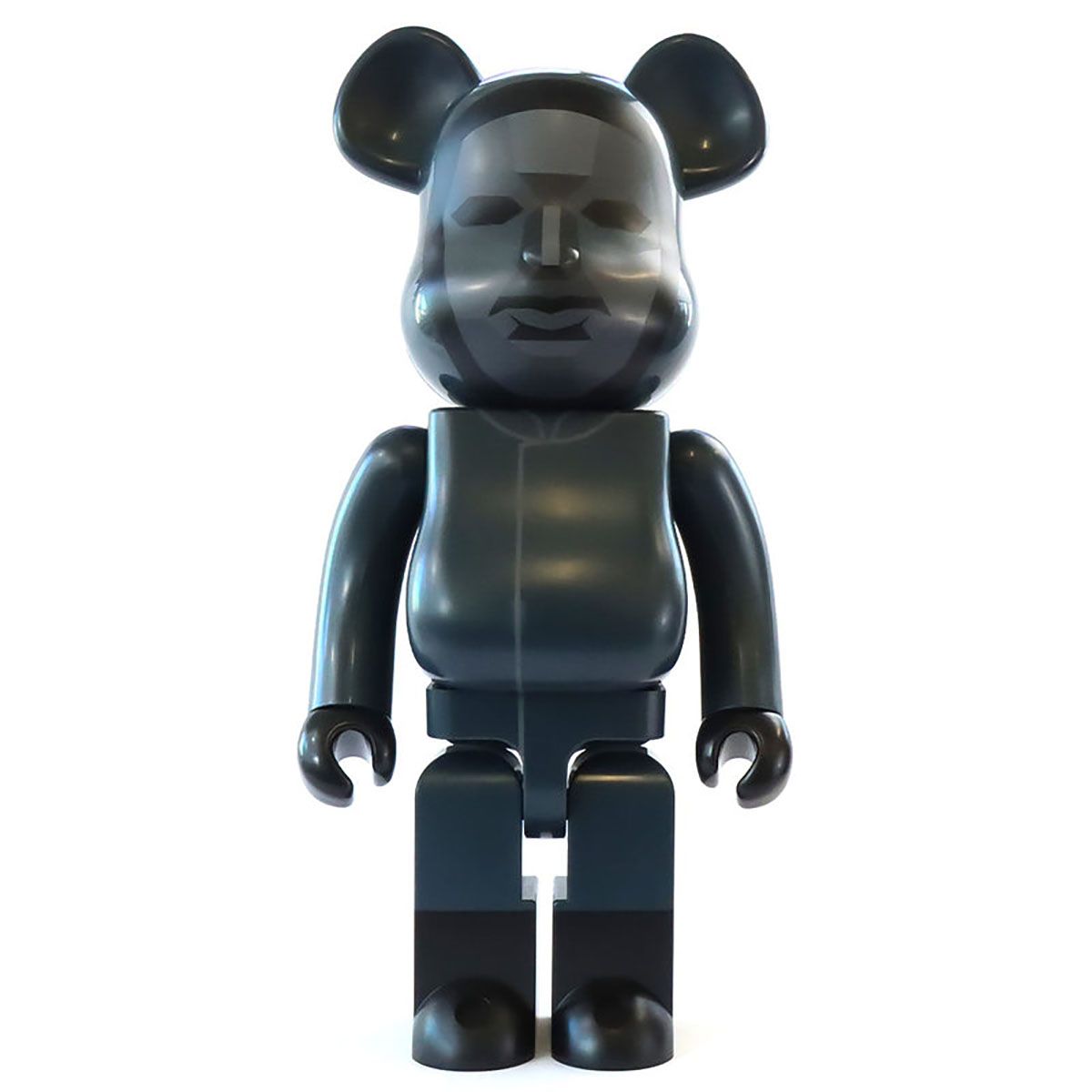 Bearbrick Squid Game Frontman Đồ Chơi Mô Hình Cao Cấp Size 1000% Chính Hãng