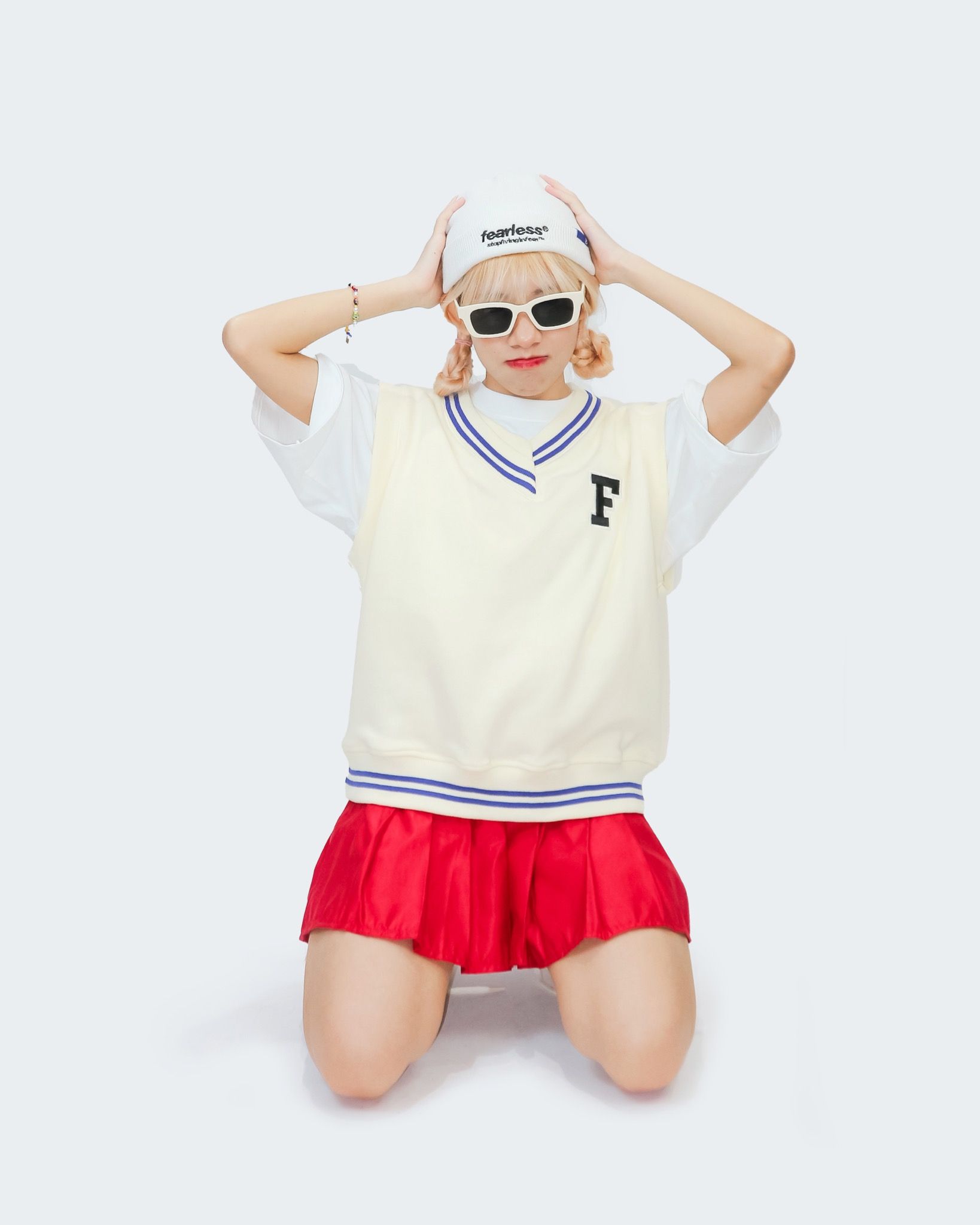 FEARLESS F Logo gile