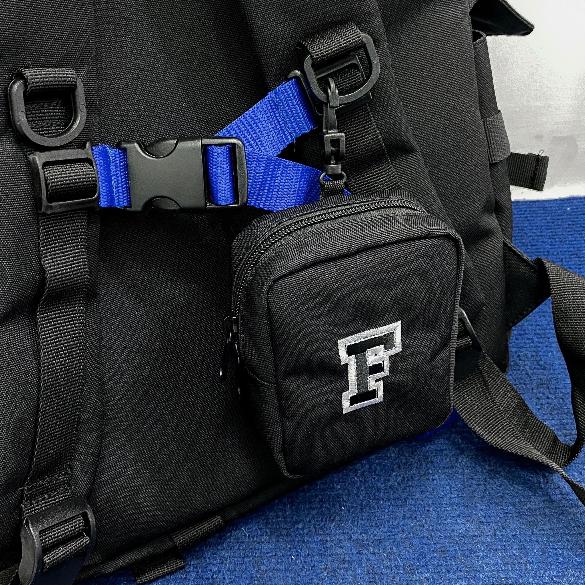 FEARLESS F Logo packback