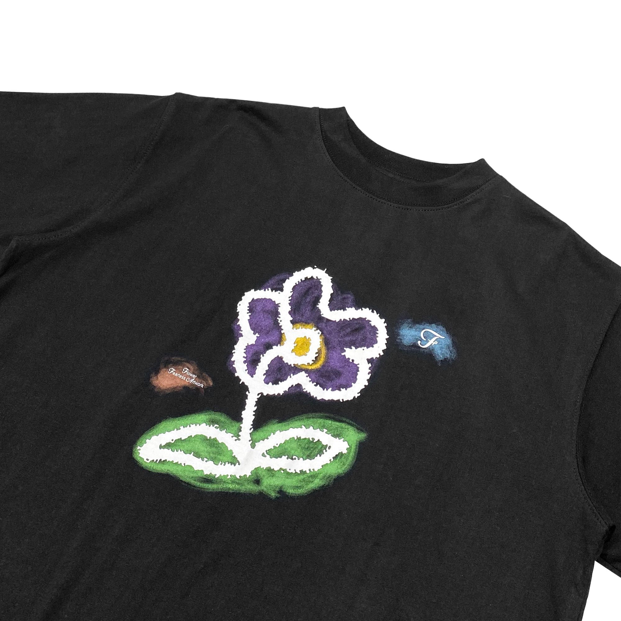 FEARLESS Flower artwork black tee