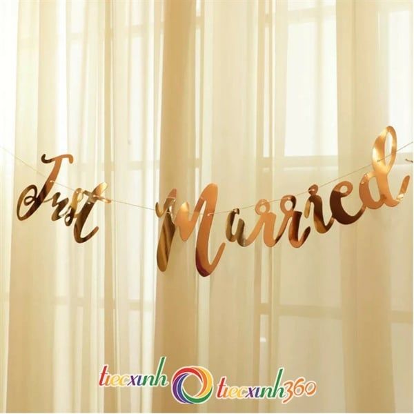 DÂY TREO TRANG TRÍ TIỆC CƯỚI JUST MARRIED