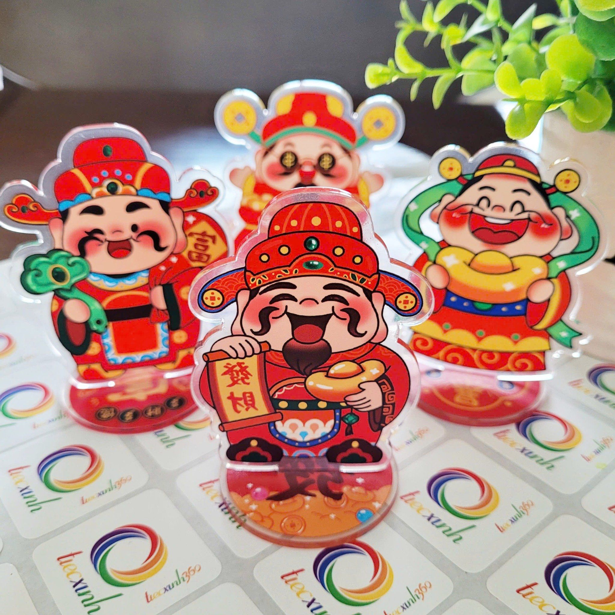 Thần tài nhựa acrylic
