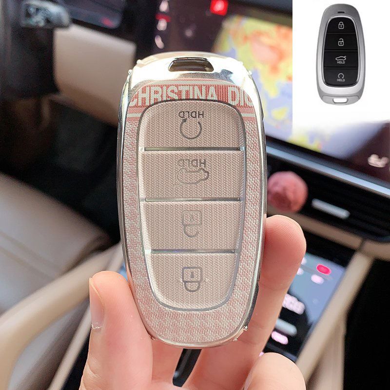 Ốp chìa khóa Huyndai Accent 2019, Kona, Santafe 19 chìa thông minh Dior thỏ hồng + Dior thỏ đen