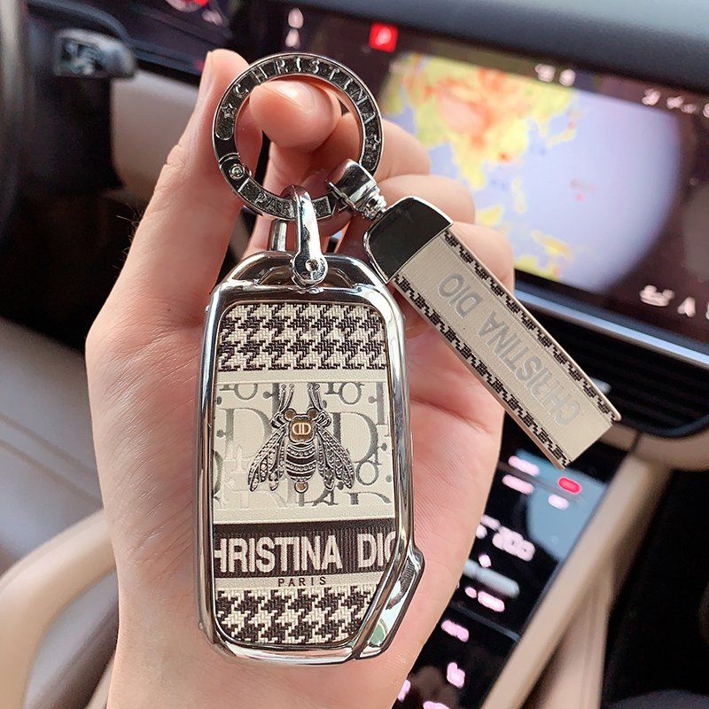 Vỏ chìa khóa Kia K3, K2, K5, KX3,o KX5, Sportage, Sorento Dior thỏ hồng + Dior thỏ đen