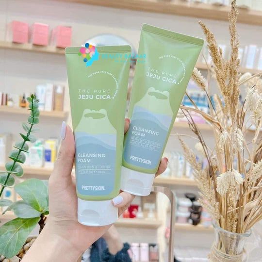 Sữa Rửa Mặt Rau Má Tạo Bọt Dịu Nhẹ PrettySkin The Pure Jeju Cica Cleansing Foam 150ml