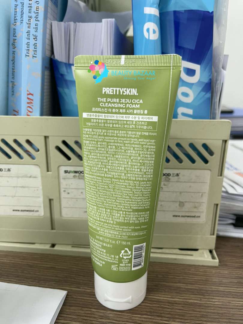 Sữa Rửa Mặt Rau Má Tạo Bọt Dịu Nhẹ PrettySkin The Pure Jeju Cica Cleansing Foam 150ml