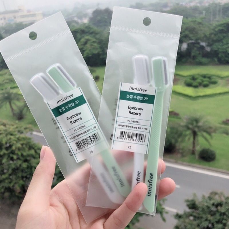 Dao tỉa chân mày Innisfree Eyebrow Razors (Bộ 2 dao)