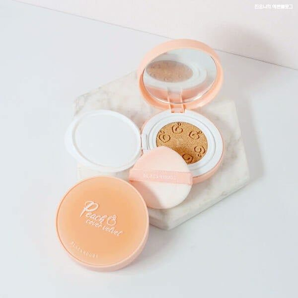 Phấn Nước Che Phủ Tốt Black Rouge Peach Cover Velvet Cushion SPF 50+ / PA++++