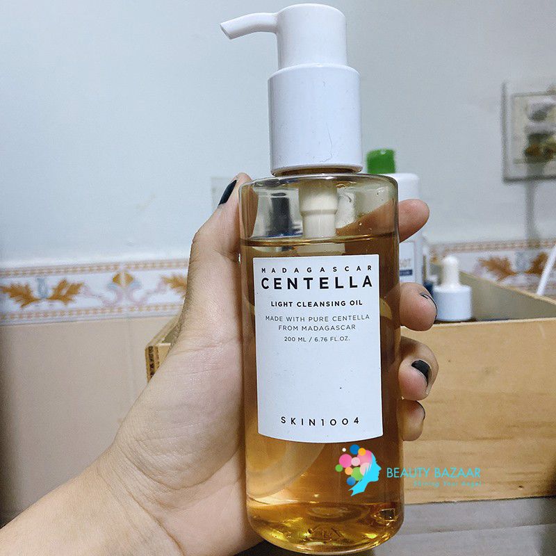 Dầu Tẩy Trang Làm Sạch Sâu Dịu Nhẹ Skin1004 Madagascar Centella Light Cleansing Oil 200ml