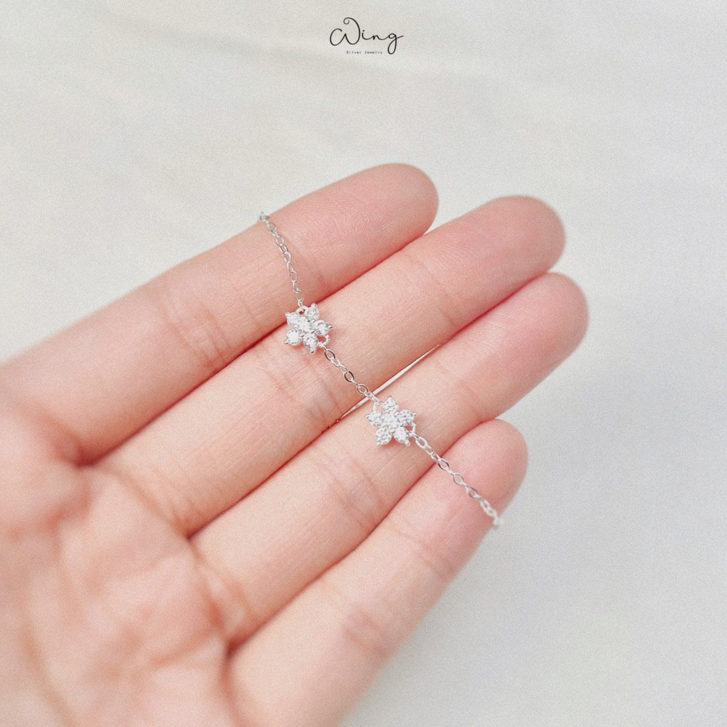 Lắc Tay Hai Bông Hoa 5 Cánh (Chiếc)