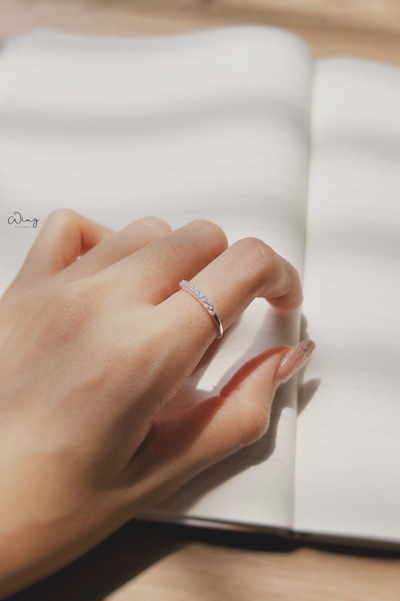 Nhẫn 7 Viên Đá Thân Mảnh (Chiếc)
